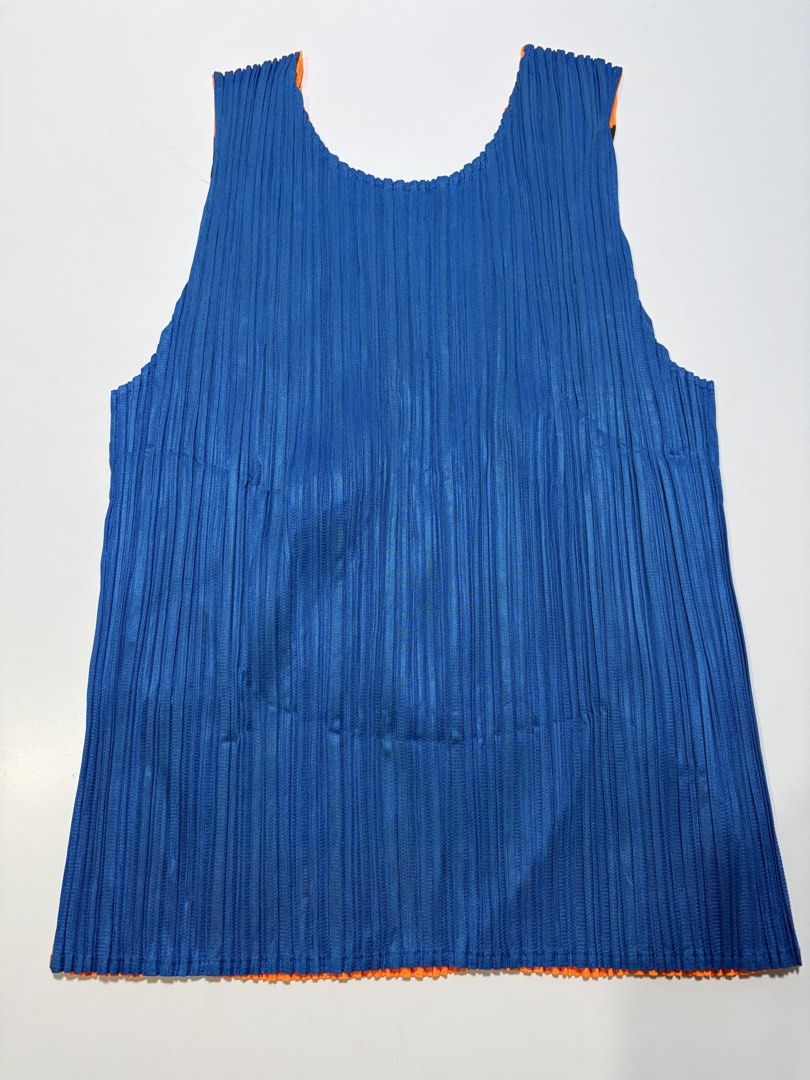 PLEATS PLEASE MULTICOLOR TANKTOP (Category: Sleeveless) located in Manila. Submitted by mnlhappybattle (Listing ID 1462069725, Image 2). Description: PLEATS PLEASE MULTICOLOR TANKTOP Good Condition Tagged size: 4 Length - 20” Width - 13.5”.
