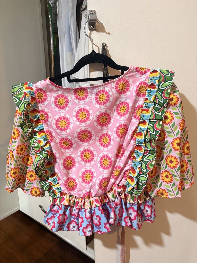 Plus Size Crop Top (Category: Blouses) located in Quezon City. Submitted by gringottsss (Listing ID 1462157283, Image 2). Description: Bust: 42 cm laid flat Length: 45 cm laid flat No When Worn Photos. This item has never been worn..