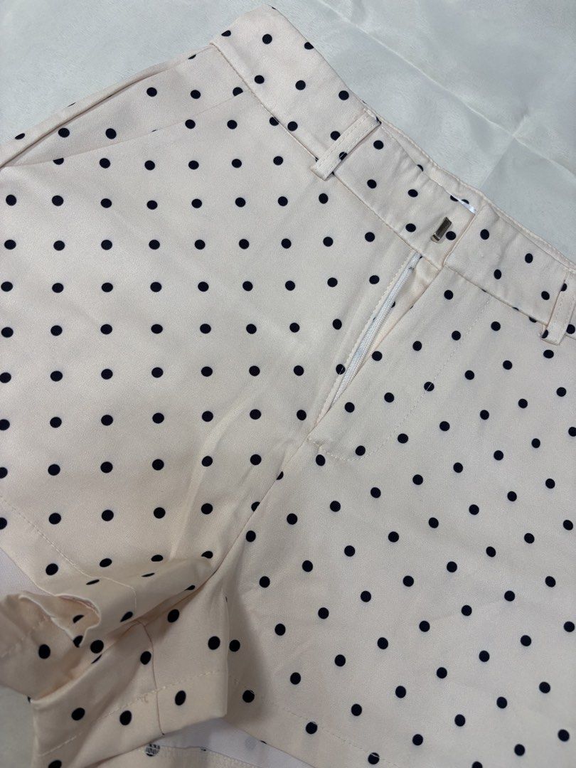 POLKA SHORT - FROM VIETNAM (Category: Shorts) located in Batangas. Submitted by nishiaoui_04 (Listing ID 1462147297, Image 2). Description: Condition: Good condition 📌 No visible major stains or damage 📌 Actual item is shown in the photos 📌 Size Xs - Small 📌 Worn Once 📌 Bought it from Vietnam 📌 AOMMKOSHOP brand 💌 Message me for measurements or additional photos! RFS: decluttering / no longer used.