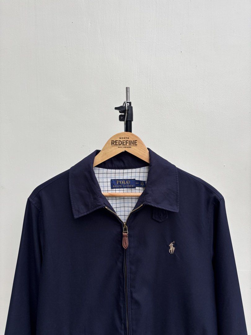 Polo Ralph Lauren Bi Swing Lightweight Jacket small (Category: Coats, Jackets and Outerwear) located in Jones. Submitted by taocaballero (Listing ID 1462198182, Image 2). Description: WTS ❣️ Pang tag-ulan mo sir 🌧️ Authentic PRL bi swing lightweight jacket Navy blue Best Fit small 21 x 26 Pwede sa maselan Accepting COD (shoulder niyo COD FEE 150 + sf Deposit) 📥DM sa interesado .