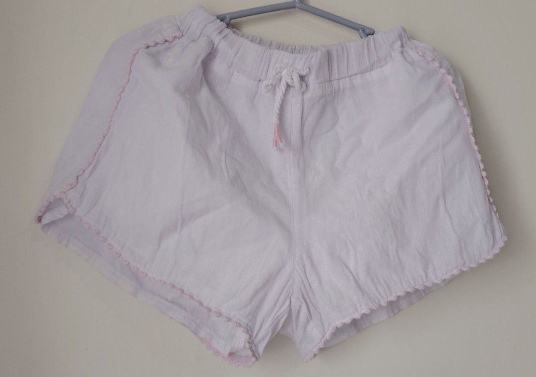 POLO RL KIDS SHORT (Category: Babies & Kids Fashion) located in Manila. Submitted by nobleflower_f701b3 (Listing ID 1462102969, Image 1). Description: Polo RL Kids Short 3-6T EUC PRE love Linen cloth With inner short double.