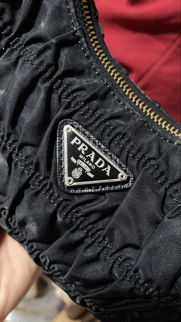 Prada small kili (Category: Luxury Bags & Wallets) located in Tagum. Submitted by amarasluxbag (Listing ID 1462136683, Image 2). Description: With minimal cracks sa strap Sign of use Maganda pa nmn Good condition .