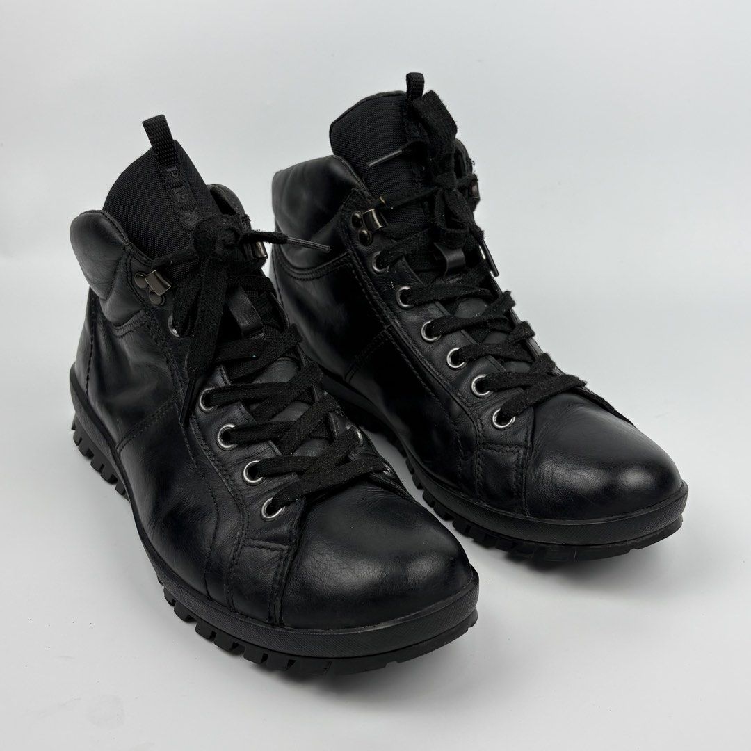 Prada Sports Hiking Boots (Category: Sneakers & Footwear) located in Bacolod City. Submitted by cast.archives (Listing ID 1462111057, Image 1). Description: Prada Sports Hiking Boots Size: 9 Condition: Good Flaw: Crack on sole pad and chip on outsole.