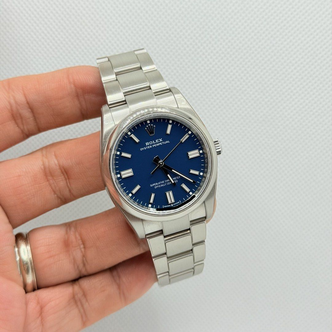 Pre Owned 06/2025 Rolex 126000 Oyster Perpetual 36 Med Blue Dial OP36 (Category: Watches) located in Singapore. Submitted by worthytime (Listing ID 1462172766, Image 1). Description: 🫵Join our Tele-gram channel for latest updates: worthytime.biz/tele ➡️Rolex 126000 Oyster Perpetual 36 Med Blue Dial ➡️June 2025 (5 Years Rolex International Warranty Till 06/2030) ➡️Very Mint Condition (Unpolished) ➡️Protective Stickers Applied ➡️Full Complete Set 