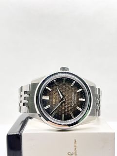(Category: ) located in . Submitted by brightime (Listing ID 1462131299, Image 1). Description: .