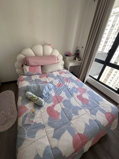 (Category: ) located in . Submitted by songes (Listing ID 1462110547, Image 1). Description: .