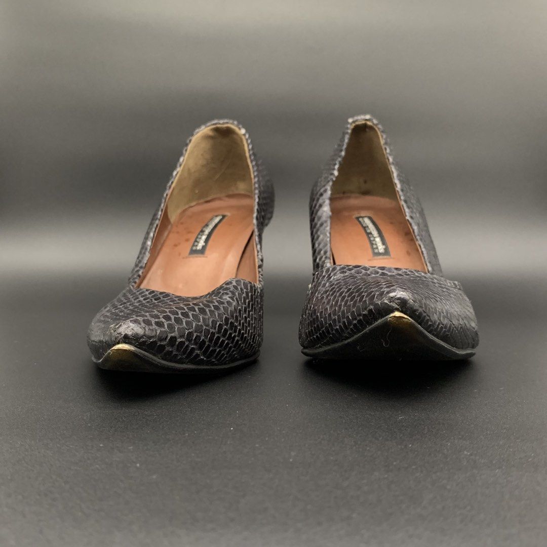 Rabokigoshi Works Snakeskin Heels (Category: Sneakers & Footwear) located in Marikina City. Submitted by shoepairfly (Listing ID 1462189249, Image 3). Description: Rabokigoshi Works Snakeskin Heels Size US 7 CM 24 Authentic Php 750.