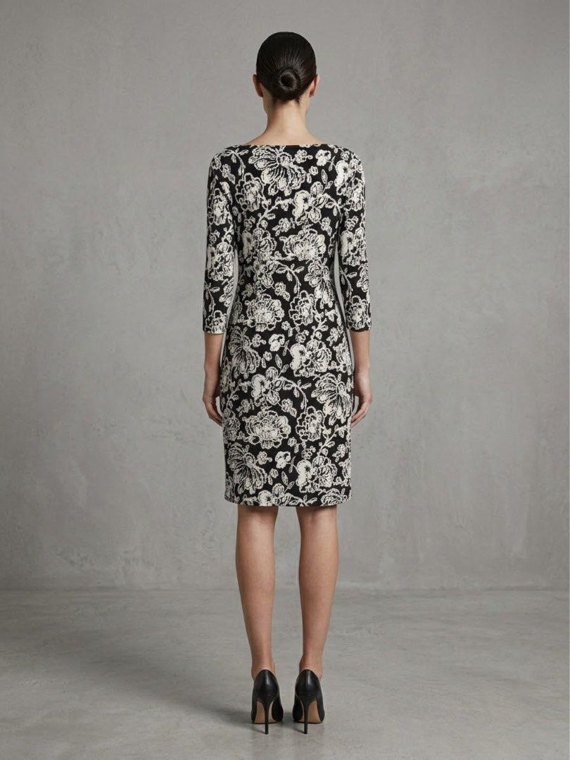 RALPH LAUREN PRINTED CROSSOVER DRESS (Category: Dresses) located in Pasig City. Submitted by vetementsdemanila (Listing ID 1462215020, Image 3). Description: RALPH LAUREN PRINTED CROSSOVER DRESS New without tags Size: US6 Bust: 36 inches Waist: 32 inches Length: 38 inches P1950 PLUS SHIPPING.
