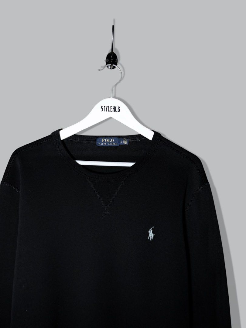 Ralph Lauren sweatshirt (Category: Coats, Jackets and Outerwear) located in Cebu City. Submitted by stylehub_ (Listing ID 1462088375, Image 2). Description: Large Width: 24 Length: 28 Condition: 9.9/10.