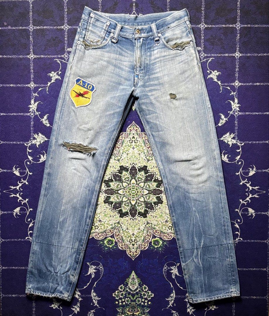 RARE Distressed Levis x Clot Denim Jeans (Category: Jeans) located in Valenzuela. Submitted by telagram (Listing ID 1462119396, Image 1). Description: Ask for other pics since it has issues Waist - 30 Front rise - 10.5 Inseam - 31 Hem - 7.5 Knee - 9 Thigh - 11.