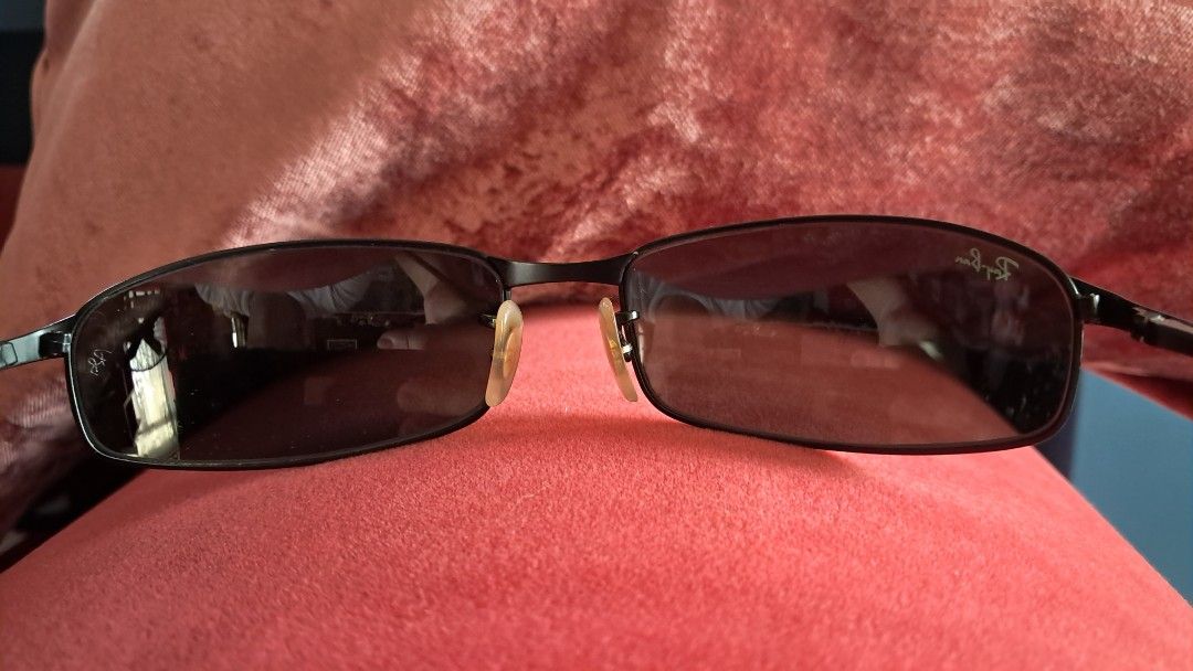 Ray-Ban Sunglasses with Case (Black) (Category: Sunglasses & Eyewear) located in Santa Rosa. Submitted by majanice (Listing ID 1462134857, Image 3). Description: - Classic Ray-Ban sunglasses - Dark tinted lenses - Comes with original hard case - black frame and lens - Essential accessory condition well used with scratches .