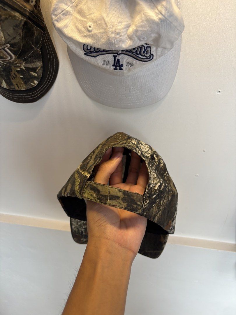Real Tree Cap - Mossy Oak (Category: Caps & Hats) located in Manila. Submitted by josh_trbs (Listing ID 1462256419, Image 3). Description: No issue in good condition Asnew with hangtag 📍Las piñas .
