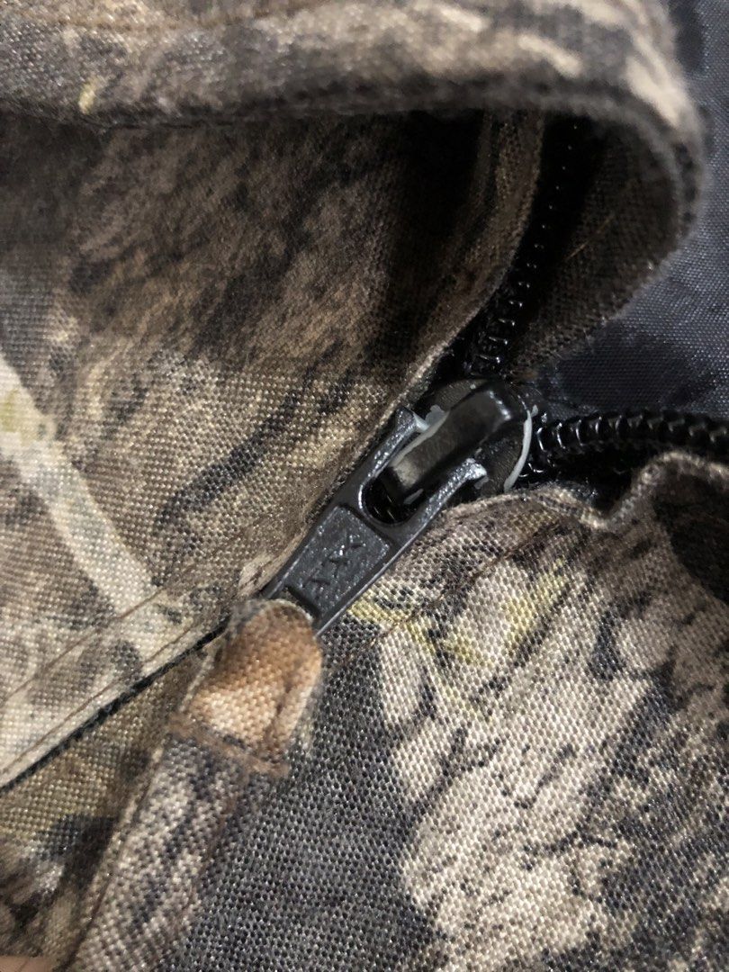 Real tree jacket (Category: Coats, Jackets and Outerwear) located in Canaman. Submitted by thriftmoboss (Listing ID 1462067964, Image 3). Description: 📌 REAL TREE CAMOUFLAGE ZIP UP W-29 L- 29 SHELL: 100% HOLYESTER INSULATION: 100% POLYESTER LINING: 100% NYLON “EXCLUSIVE OF DECORATION” EXTERIOR 100% POLIESTER AISLMIENTO 100% POLESTER FORRO: 100% NILON ‎need wash Not available:When worn ‎ISSUE: Price:930🏷️ ‎ ‎•✅PLUS SHIPPING FEE (+75) ‎•🔵MOP: G 