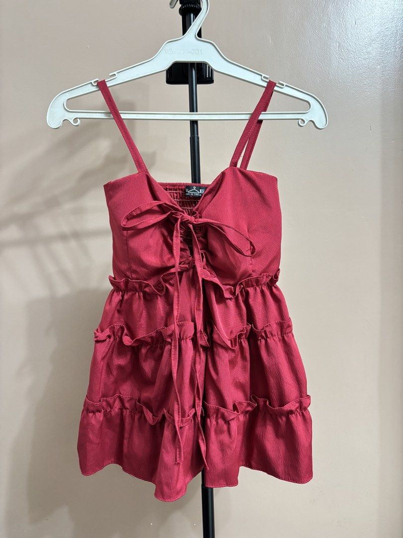 RED PEPLUM TOP - THAILAND (Category: Sleeveless) located in Batangas. Submitted by nishiaoui_04 (Listing ID 1462141262, Image 3). Description: Condition: Good condition 📌 No visible major stains or damage 📌 Actual item is shown in the photos 📌 Size Xs - Small 📌 Brand New (never been worn) 📌 Bought it from Thailand 💌 Message me for measurements or additional photos! RFS: decluttering / no longer used.