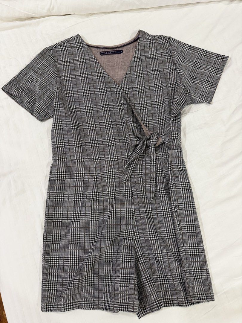Regatta Plaid Jumpsuit (Category: Rompers) located in Quezon City. Submitted by ayybee_closet (Listing ID 1462114048, Image 1). Description: - Tie waist detail - Never been used. No rips/stains/damages .
