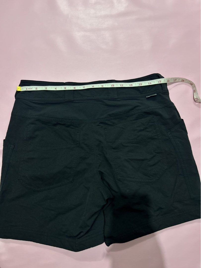 REI Outdoor Short (Category: Activewear) located in Manila. Submitted by chen_clybelles (Listing ID 1462166235, Image 3). Description: Semi L.