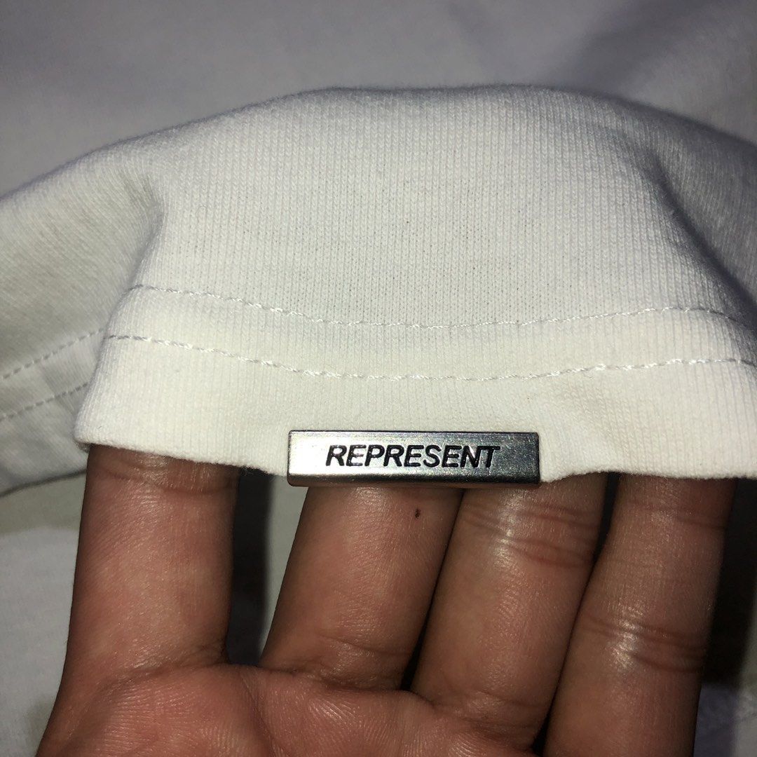 REPRESENT X OASIS OWNERS CLUB TEE (Category: Tshirts & Polo Shirts ) located in Dasmarinas. Submitted by corenyxmessy_3rd_account (Listing ID 1462214803, Image 3). Description: width - 25 length - 32.