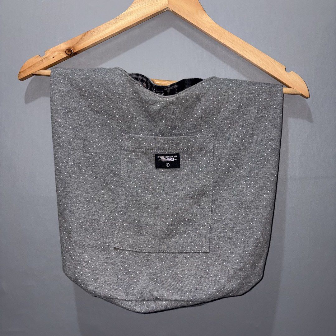 Reversible Chocolate Tote Bag (Category: Luxury Bags & Wallets) located in Baguio. Submitted by ughbriii (Listing ID 1462095744, Image 1). Description: .