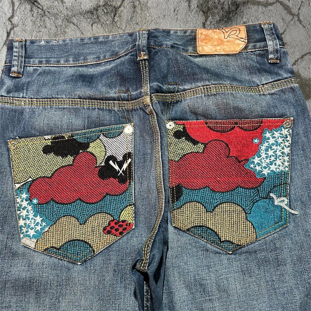 rocawear (Category: Jeans) located in Manila. Submitted by knowstalgic1119 (Listing ID 1462048284, Image 3). Description: .