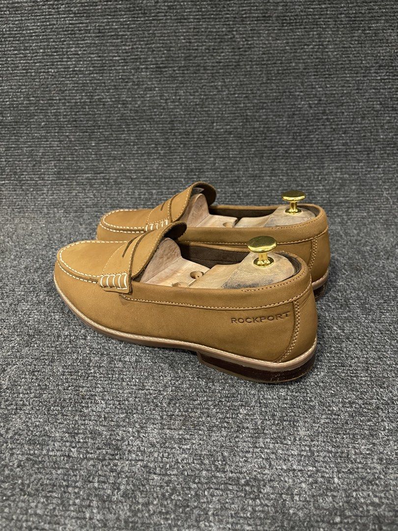ROCKPORT TRUTECH BROWN LOAFERS (Category: Dress Shoes) located in Koronadal. Submitted by dial_9506 (Listing ID 1462155071, Image 2). Description: wts!! 🗣️ ROCKPORT TRUTECH BROWN LOAFERS 8.5 us / 41.5 euro / 26.5 cm -1680php FREE SHIPPING overall pair is in good condition will send more detailed pics upon request just dm me 👍🏿 IG : @DIAL9506_ 📍9506 mindanao.