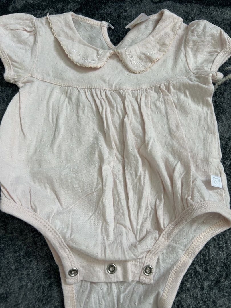 Romper Bundle (Category: Babies & Kids Fashion) located in Puchong. Submitted by aedian (Listing ID 1462123727, Image 2). Description: •brand campur • set 4 helai • self pickup on weekend or weekday malam .