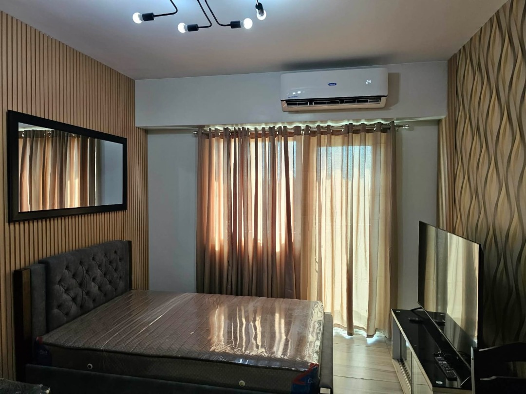 (Category: ) located in . Submitted by toprealty_dreal (Listing ID 1462049072, Image 1). Description: .