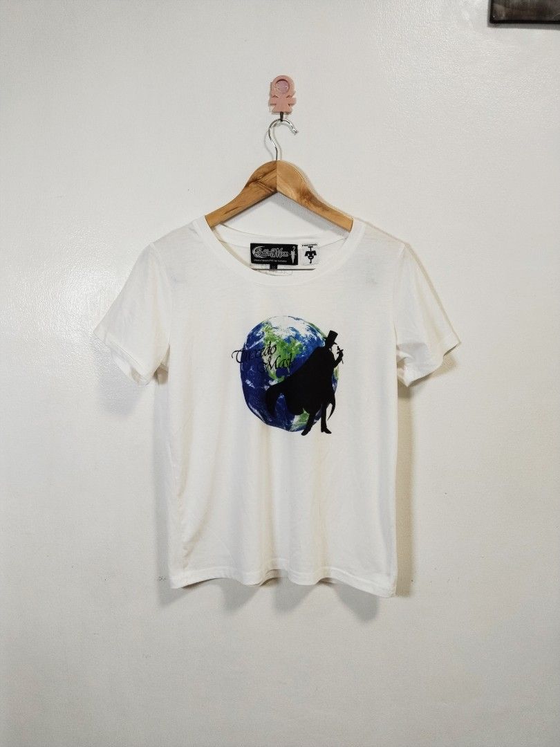 Sailormoon tuxedo mask shirt (Category: Shirts) located in Pateros City. Submitted by blashjunks.y2k (Listing ID 1462240326, Image 2). Description: SAILORMOON TUXEDO MASK SHIRT SIZE MEDIUM ON TAG 24" LENGTH 18" WIDTH 350PHP MSG US.