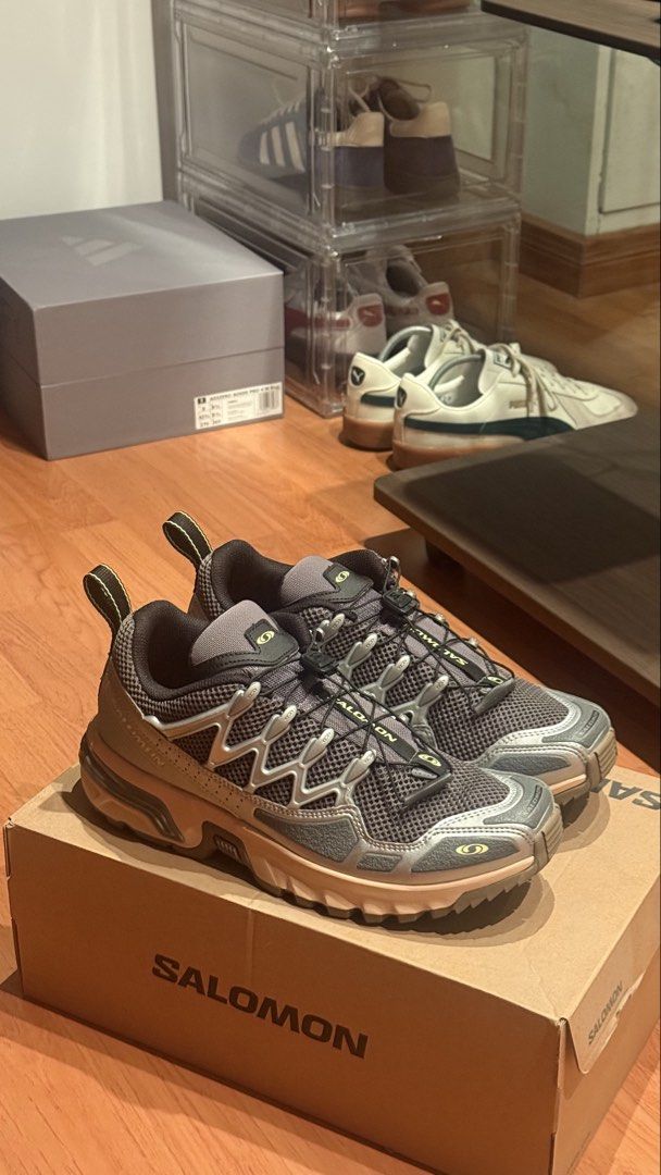 Salomon ACS + OG CastleRock (Category: Sneakers) located in Makati City. Submitted by raphcamero (Listing ID 1462043145, Image 3). Description: - Salomon ACS + OG Trail Running Shoes - Color: Castle Rock / Silver Hazelnut - Size: US Men's 9 / UK 8.5 / EUR 42.5 -Convenient Quicklace system for easy on/off - Durable sole with excellent grip for any terrain - Versatile: Ideal for trail running or everyday casual wear - Condition: Brand new, includes