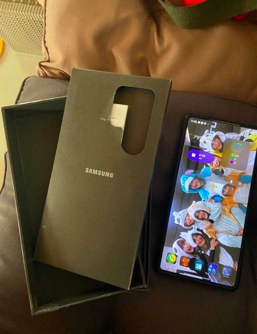 SAMSUNG GALAXY S25 ULTRA (Category: Samsung) located in Santa Maria. Submitted by ellahqy28 (Listing ID 1462261056, Image 2). Description: .