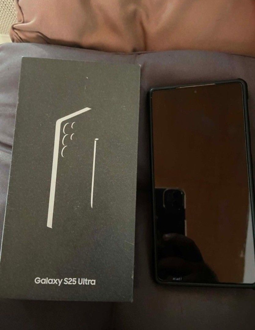 SAMSUNG GALAXY S25 ULTRA (Category: Samsung) located in Santa Maria. Submitted by ellahqy28 (Listing ID 1462261056, Image 3). Description: .