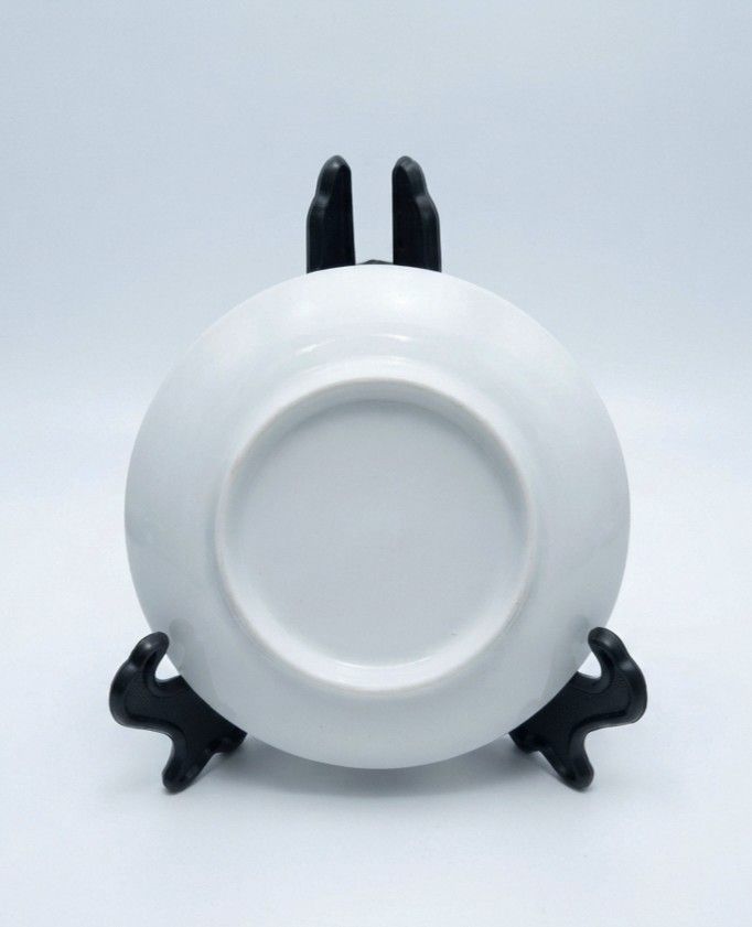 Sanrio Hello Kitty Ceramic Saucer Plate (Category: Other Kitchenware & Tableware) located in Binan City. Submitted by mayjhe (Listing ID 1462123814, Image 2). Description: 💛 For Sale 💛 🌸 Sanrio Hello Kitty 🍀 Ceramic Saucer Plate 📍 Condition: Good 💰 Price is ₱ 150.00 👉 Other details posted 🇵🇭 Location Biñan Laguna 🛵 Courier J& T and Lalamove 📋 Shipping by schedule 📍 NO COD & COP 📌 All items are carefully packed and labeled with Fragil