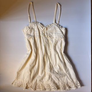 (Category: ) located in . Submitted by kaelian_couture (Listing ID 1462154790, Image 1). Description: .
