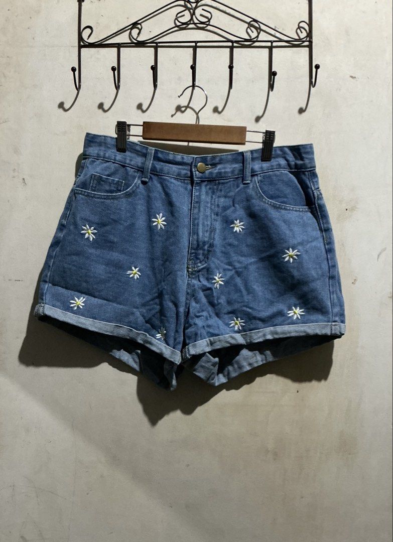 SHEIN RARE DENIM SHORT (Category: Shorts) located in Dagupan City. Submitted by trendies_collection (Listing ID 1462077170, Image 1). Description: Brand new with pouch Large on tag, 31-32 inches waistline Embroidered mga design No issue.