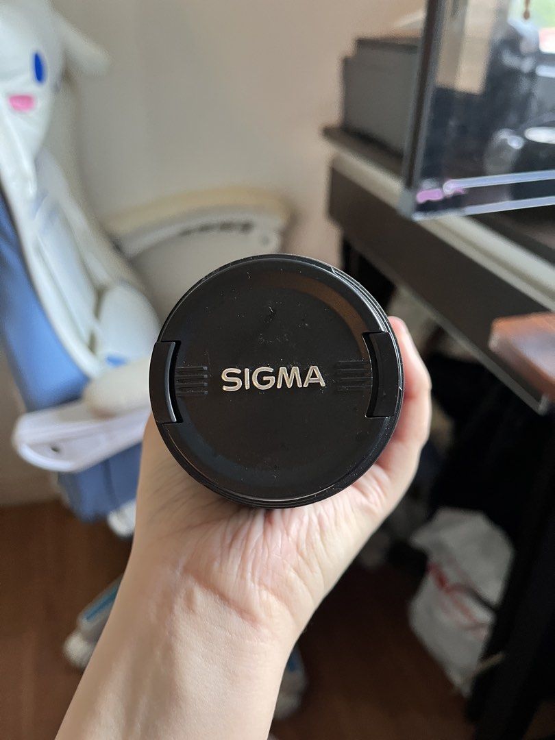 Sigma 700-300mm 1:4-5.6 DG (Category: Lens & Kits) located in Muntinlupa City. Submitted by on.repeeat (Listing ID 1462068283, Image 1). Description: Selling as is No sample photos (unable to mount sa 450d, di compatible) With lens cap sa taas Please see photos (zoom in and out po) to check status of lens.