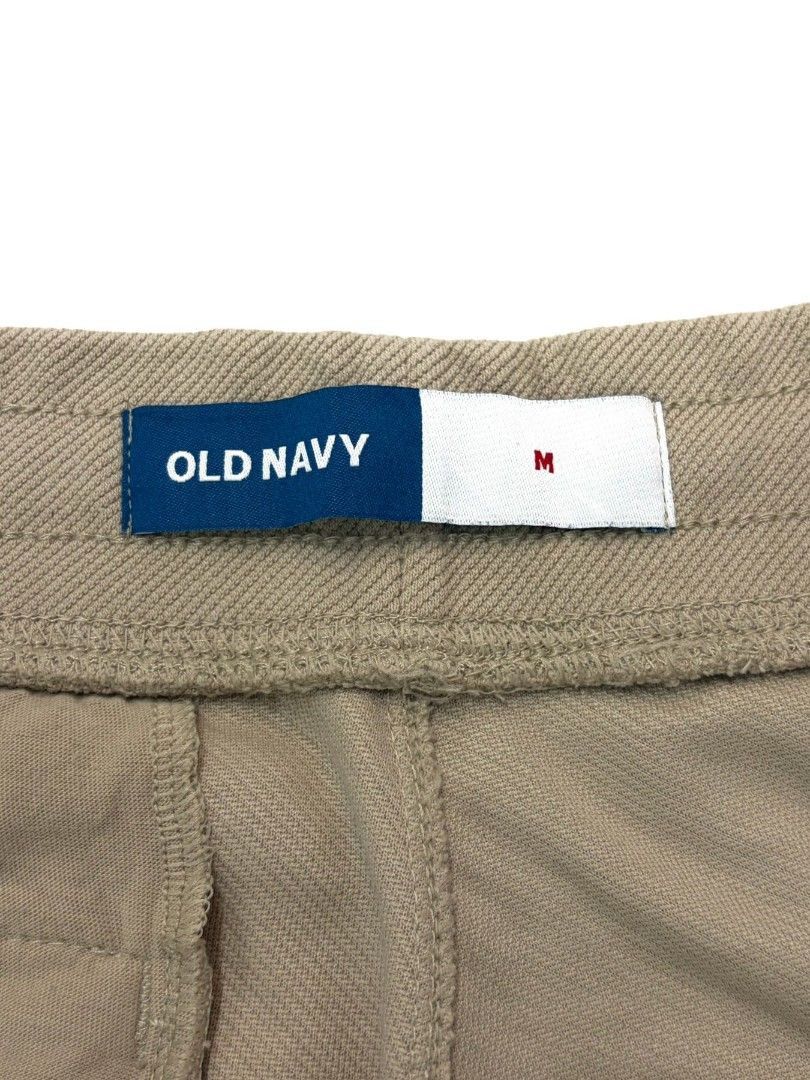 Size 32-38” - Old Navy Men’s Drawstring Shorts Preloved HB81 (Category: Shorts) located in Pasig City. Submitted by szorty (Listing ID 1462228344, Image 3). Description: •PRELOVED• Onhand and ready to ship Brand: Old Navy Condition: Used Waist: 32-38 Size in tag: M Length: 18 inches Pocket: 3 - All of our items are washed *Please see photos for flaws/issues if indicated. *Photos may vary from actual Tags: Old navy drawstring mens men bottoms shor