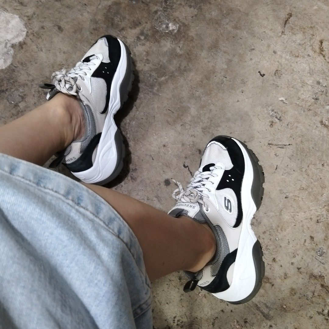 Sketchers (Category: Sneakers) located in El Salvador. Submitted by francheskaukayukay (Listing ID 1462044629, Image 3). Description: 7.5 to 8.