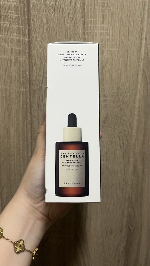 SKIN1004 Madagascar Centella Glow 1004 Duo Set (Category: Face Care) located in Rizal. Submitted by skincarehaulph (Listing ID 1462084464, Image 2). Description: - SKIN1004 Madagascar Centella Glow Duo - Set includes: Probio-Cica Intensive Ampoule & Hyalu-Cica Water-Fit Sun Serum SPF50+ PA++++ - Size: 50ml / 1.69 fl. oz. each - Benefits: Soothing and hydrating - Origin: Made in Korea.
