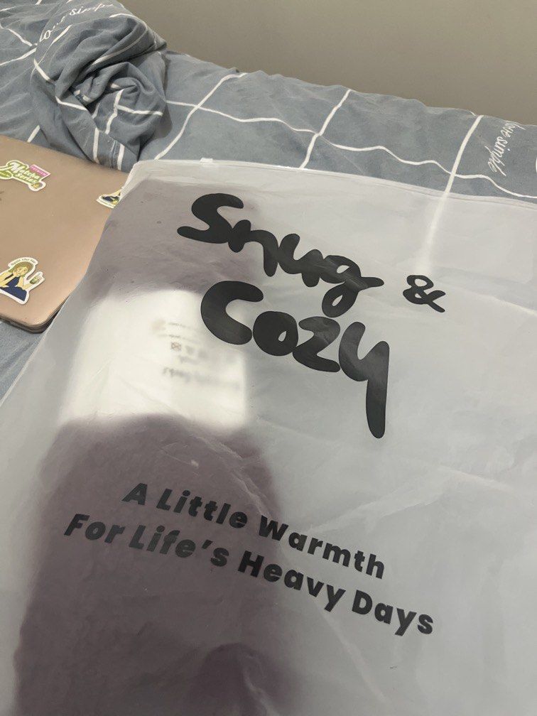 Snug Cozy Socks (Category: Coats, Jackets and Outerwear) located in Mandaluyong City. Submitted by samdaraman85047 (Listing ID 1462245817, Image 2). Description: Snug Cozy Socks (brand New) bought a different color already .