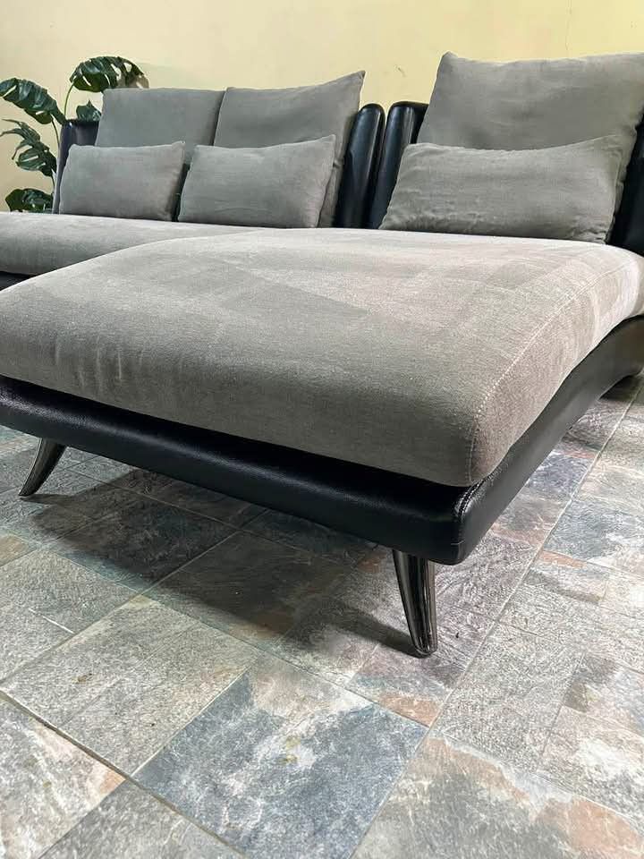 Sofa (Category: Sofas) located in Meycauayan. Submitted by marygracecasimiro (Listing ID 1462115216, Image 3). Description: Imported Washable Cover Ltype Sofa/ Black Leather Base from Japan P23,000 lang suki 89x61x30in Washable ang Cover Black Leather ang Base With Pillows Deep Clean n Sanitized Walang Sag Walang Lubog Super Comfy Heavy Duty No issue Good Condition♥️ Minor scratch From Japan #ltypesofa #quality #japansurplus #affordable #highligh
