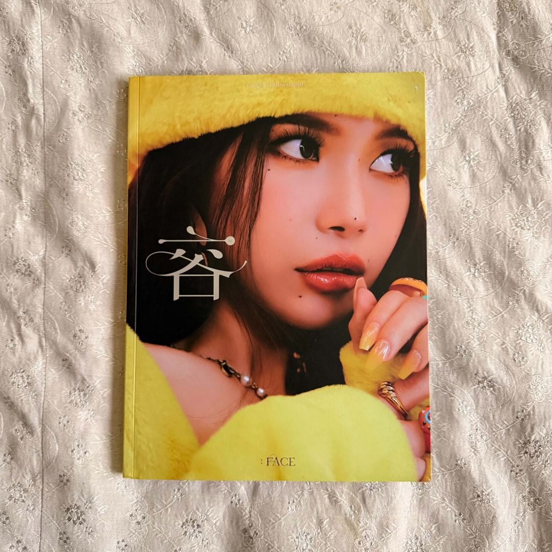 SOLAR 容 : FACE Album CD (Category: CDs & DVDs) located in Zamboanga. Submitted by biiivs (Listing ID 1462174603, Image 1). Description: - SOLAR 容 : FACE Album - Includes CD and photobook - No photocard - Perfect for any fan! - Unsealed - PAYO - mod: J&T | mop: GCash No unboxing, no refunds.