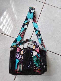 (Kategori: ) berada di . Dikirim oleh stuffbyizzy (ID iklan 1462082542, Gambar 1). Deskripsi: .