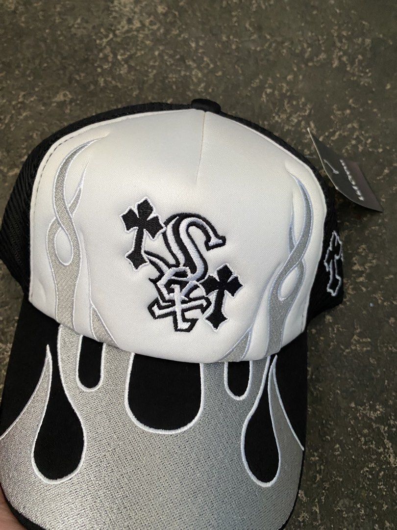 Sox Flame Trucker Cap Lid Crew (Category: Caps & Hats) located in Quezon City. Submitted by jhoncarlo028_ (Listing ID 1462067184, Image 2). Description: Sox Trucker Cap Flame LidCrew Brand 📍Quezon City We ship thru jnt nationwide or lalamove around metro manila DM TO PURCHASE📩.