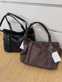 （分類：）位於 。 由 keen-336 提交（商品編號 1462082547，圖片 1）。簡介： 。