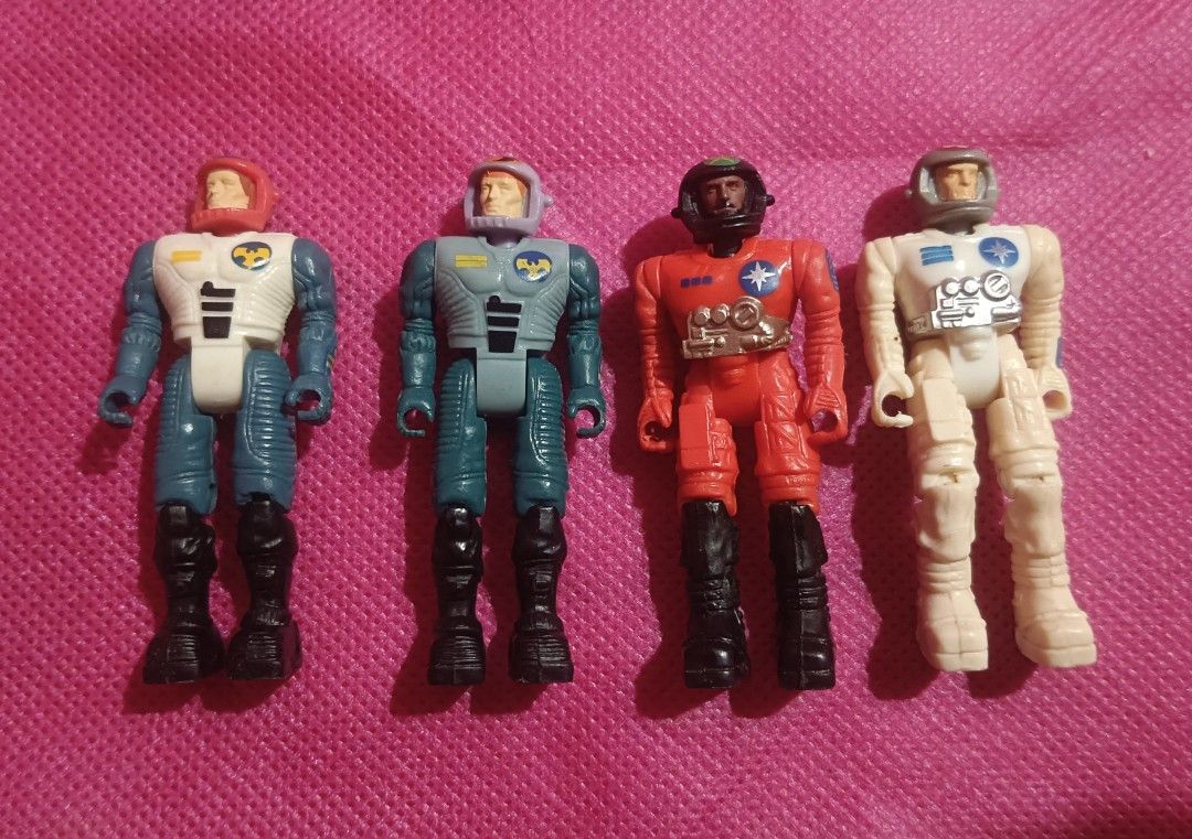 Starcom coleco figure (Category: Figurines & Statues) located in Pasig City. Submitted by rednaxela_rich (Listing ID 1462094567, Image 1). Description: 4pcs 1986 vintage starcom coleco figure set as is -starcom coleco major tony barona magna lock coleco action figure. -tom bandit Waldron -maj bull gruff -captain rip malone.