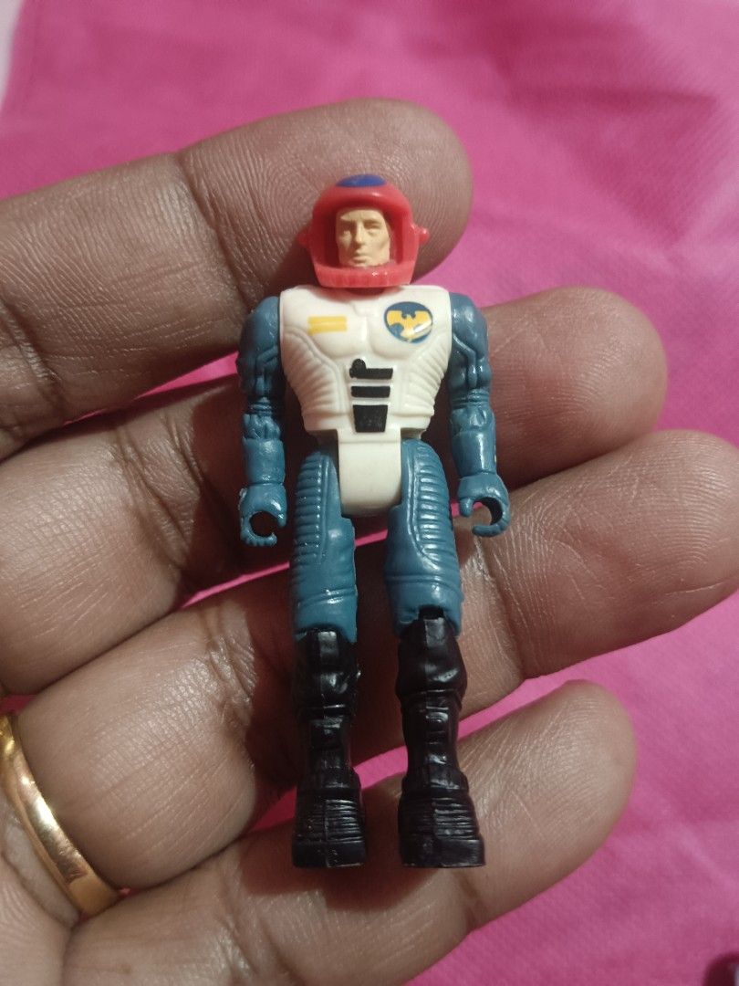 Starcom coleco figure (Category: Figurines & Statues) located in Pasig City. Submitted by rednaxela_rich (Listing ID 1462094567, Image 2). Description: 4pcs 1986 vintage starcom coleco figure set as is -starcom coleco major tony barona magna lock coleco action figure. -tom bandit Waldron -maj bull gruff -captain rip malone.