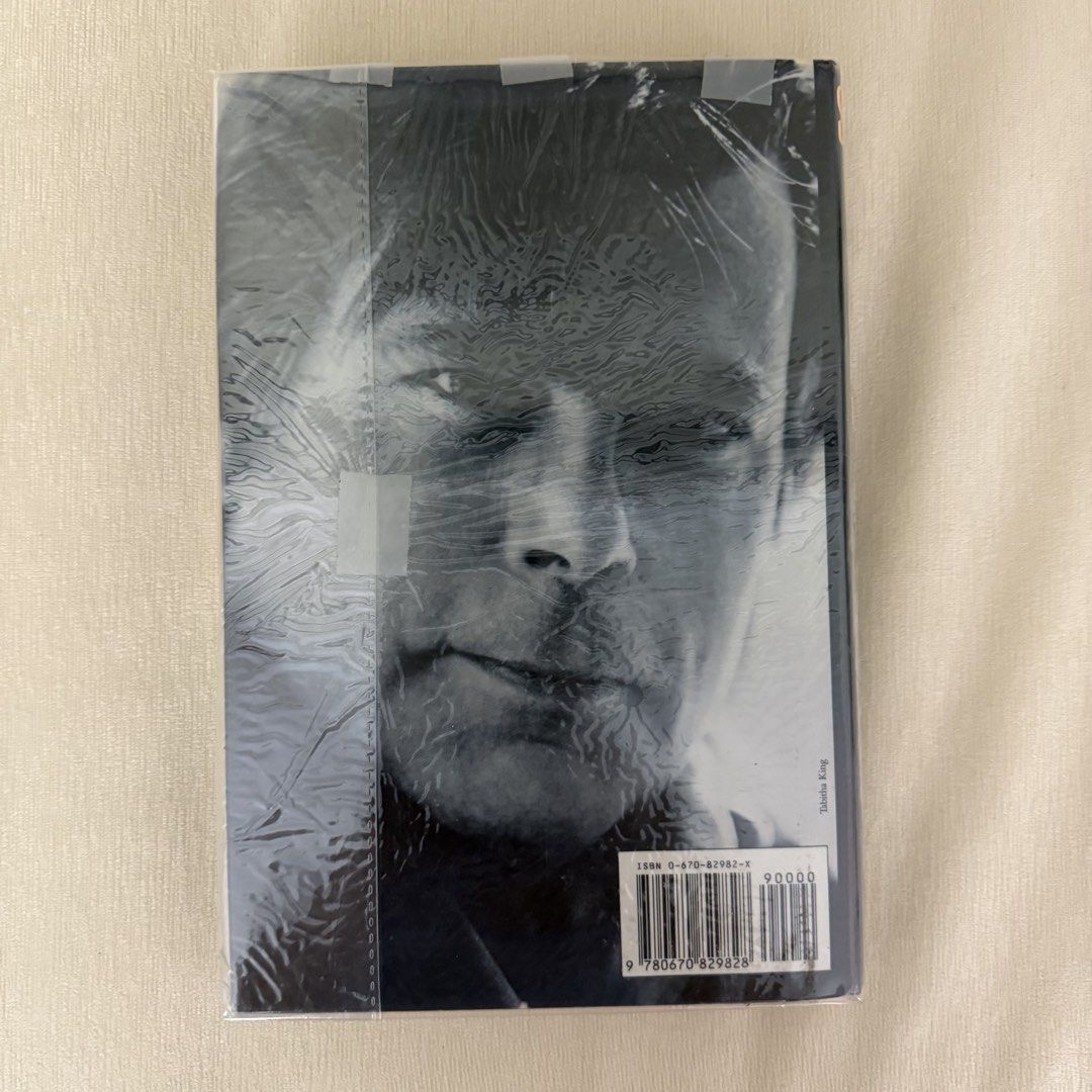 Stephen King The Dark Half Hardcover Book (Category: Storybooks) located in Antipolo. Submitted by itskathrynn (Listing ID 1462093747, Image 3). Description: loc: antipolo rizal (near SM Cherry Antipolo) mod: j&t, lalamove mop: gcash, bpi first to send an offer and pay gets the item condition: wrapped in OPP plastic and plastic cover (removable).