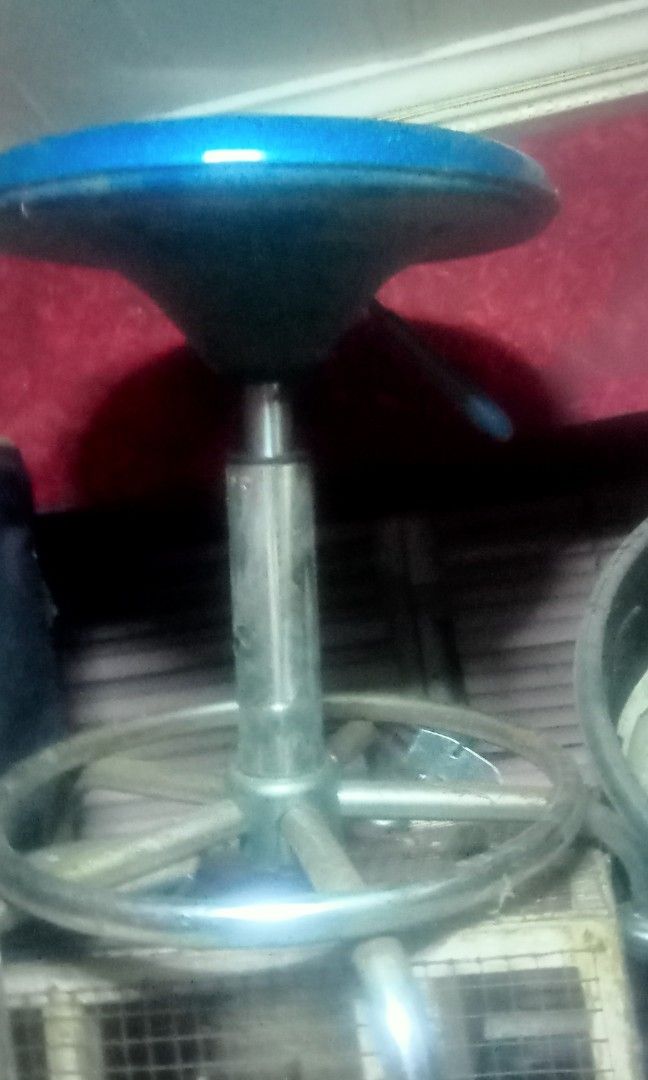 Stool chair (Category: Chairs) located in Paranaque City. Submitted by dimaguilaa94969 (Listing ID 1462220052, Image 1). Description: pm if int 09260966619.