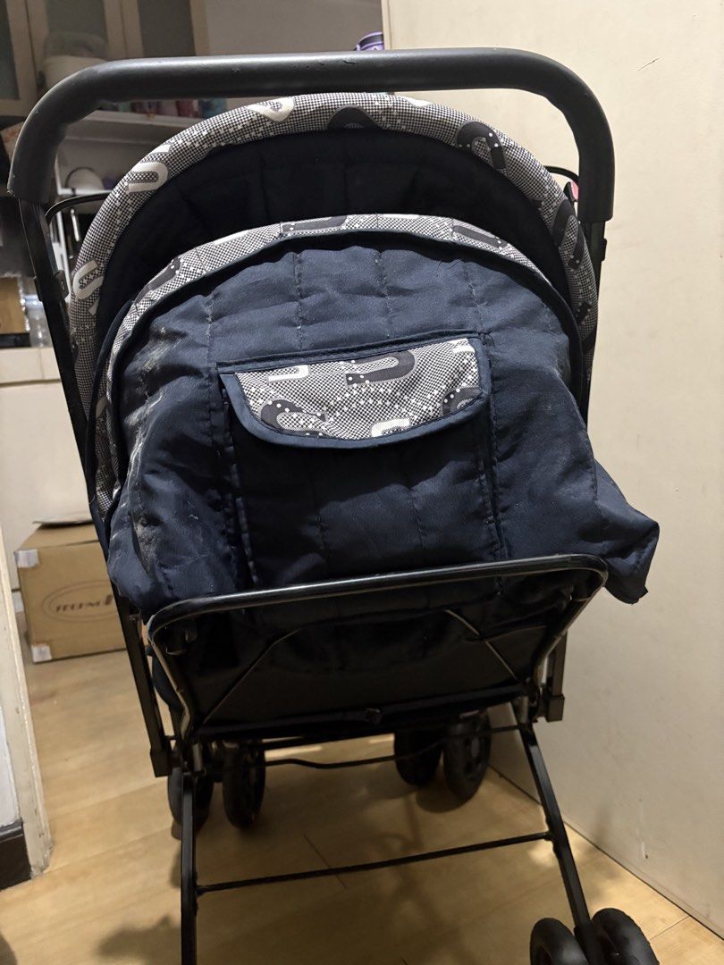 Stroller (Category: Strollers) located in Pasig City. Submitted by yukalicious28 (Listing ID 1462216205, Image 3). Description: Stroller for baby/kid Well used Manage your expectation .