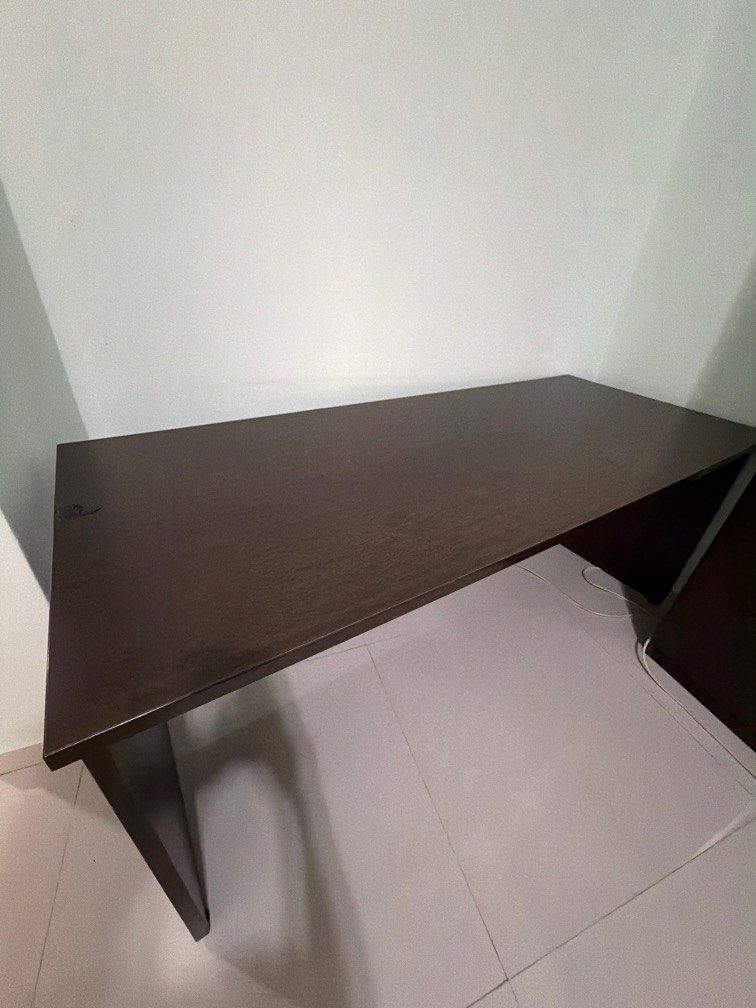 Study table (Category: Tables & Sets) located in Singapore. Submitted by wintercaspia (Listing ID 1462064712, Image 2). Description: 180x175x175, selling away this study desk. Own collection and not sure if can dismantle .