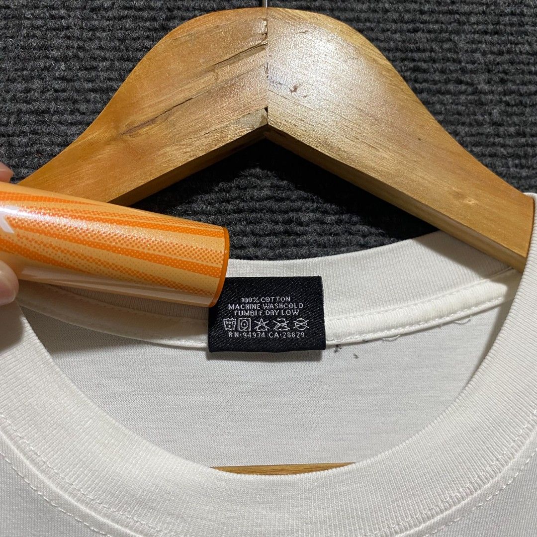 Stussy (Category: Activewear) located in Manila. Submitted by waruprondc (Listing ID 1462187272, Image 3). Description: .